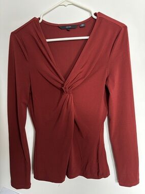 Vince Camuto Knot-Front Long Sleeve Top in Rust Red